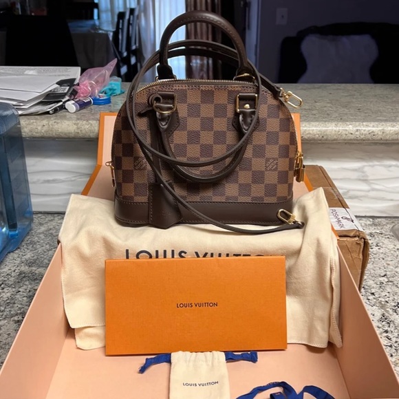 ❌SOLD ❌Louis Vuitton Damier Ebene Alma BB Bag🌺 - Picture 2 of 15